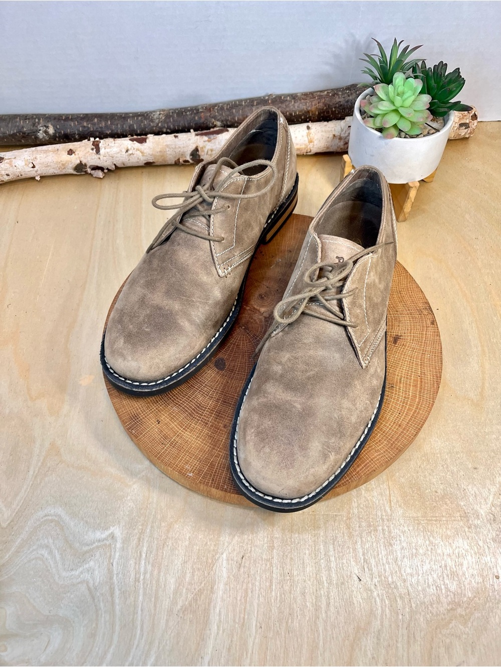 NWOB Penguin |  Waylon Casual Oxfords in Distressed Tan Leather Size 10
